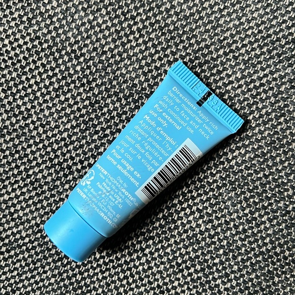 PETER THOMAS ROTH Water Drench Hyaluronic Cloud Rich Barrier Moisturizer NWOB - Picture 2 of 4